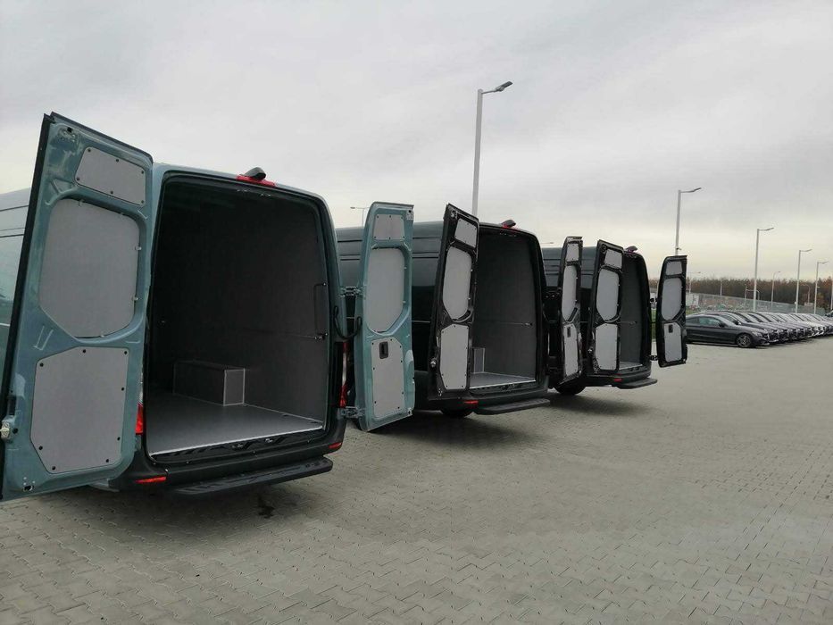 Mercedes Sprinter L3H2 Profesjonalne zabudowy samochodów dostawczych