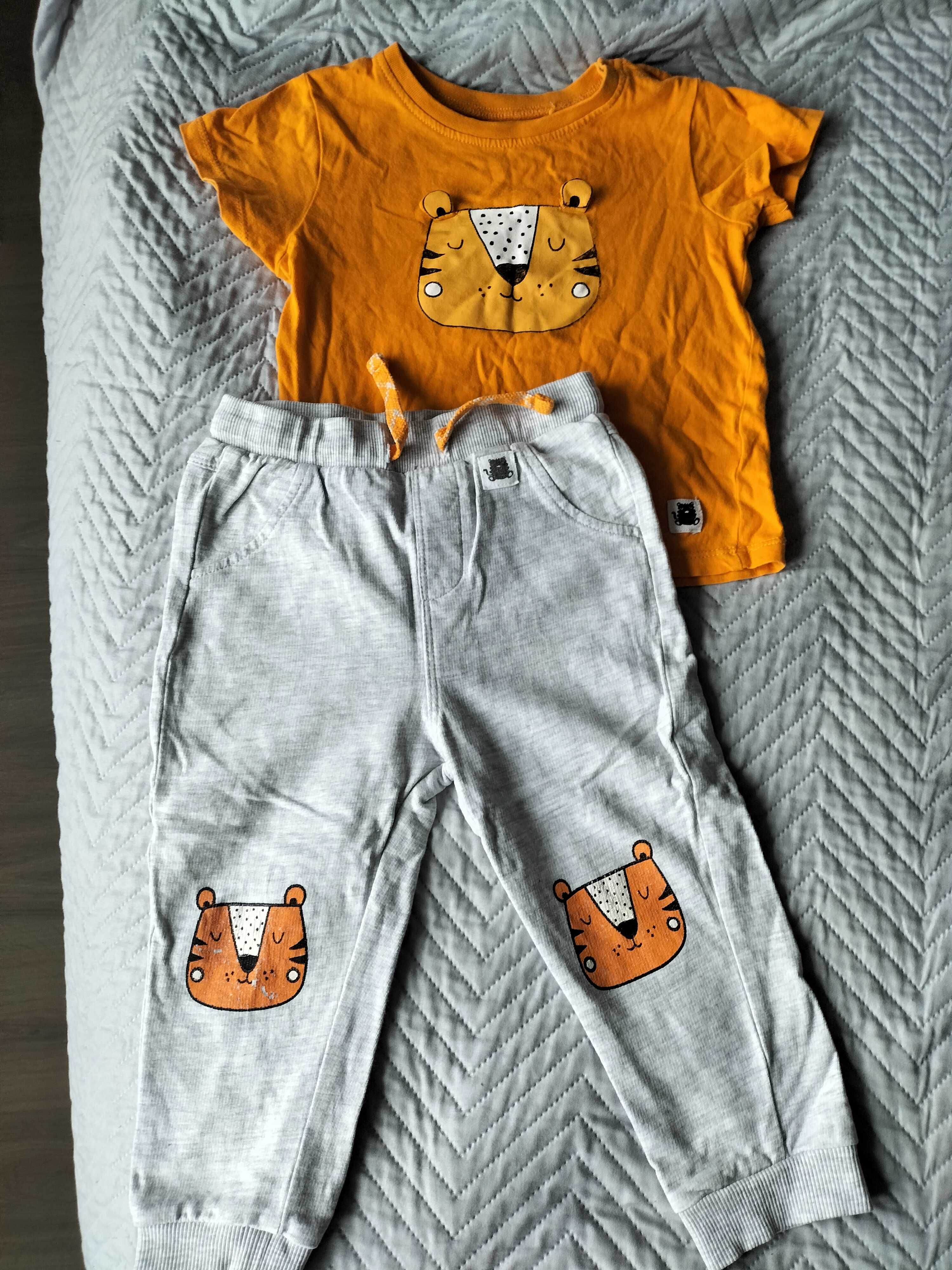 Spodnie dla chłopca i koszulki 86