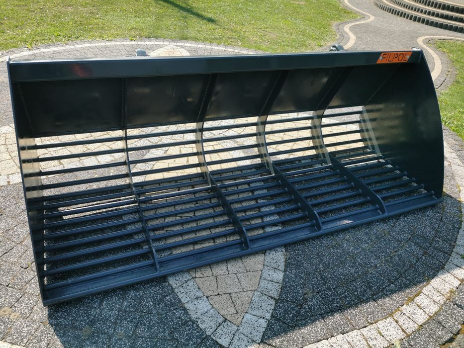 Łycha  Euro przesiewowa ażurowa do ładowacza czołowego (Tura)