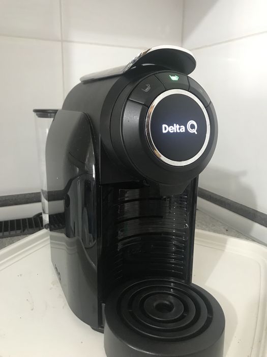 Cafeteira Delta Q