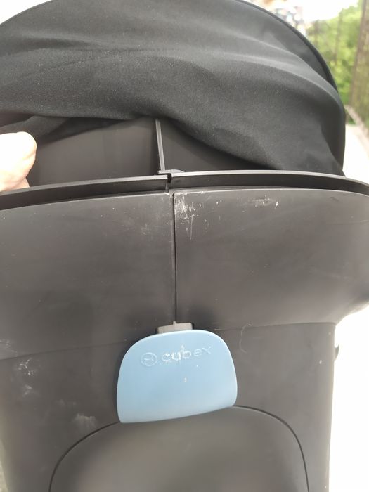 pierwszy fotelik łupina cybex Anton m i size