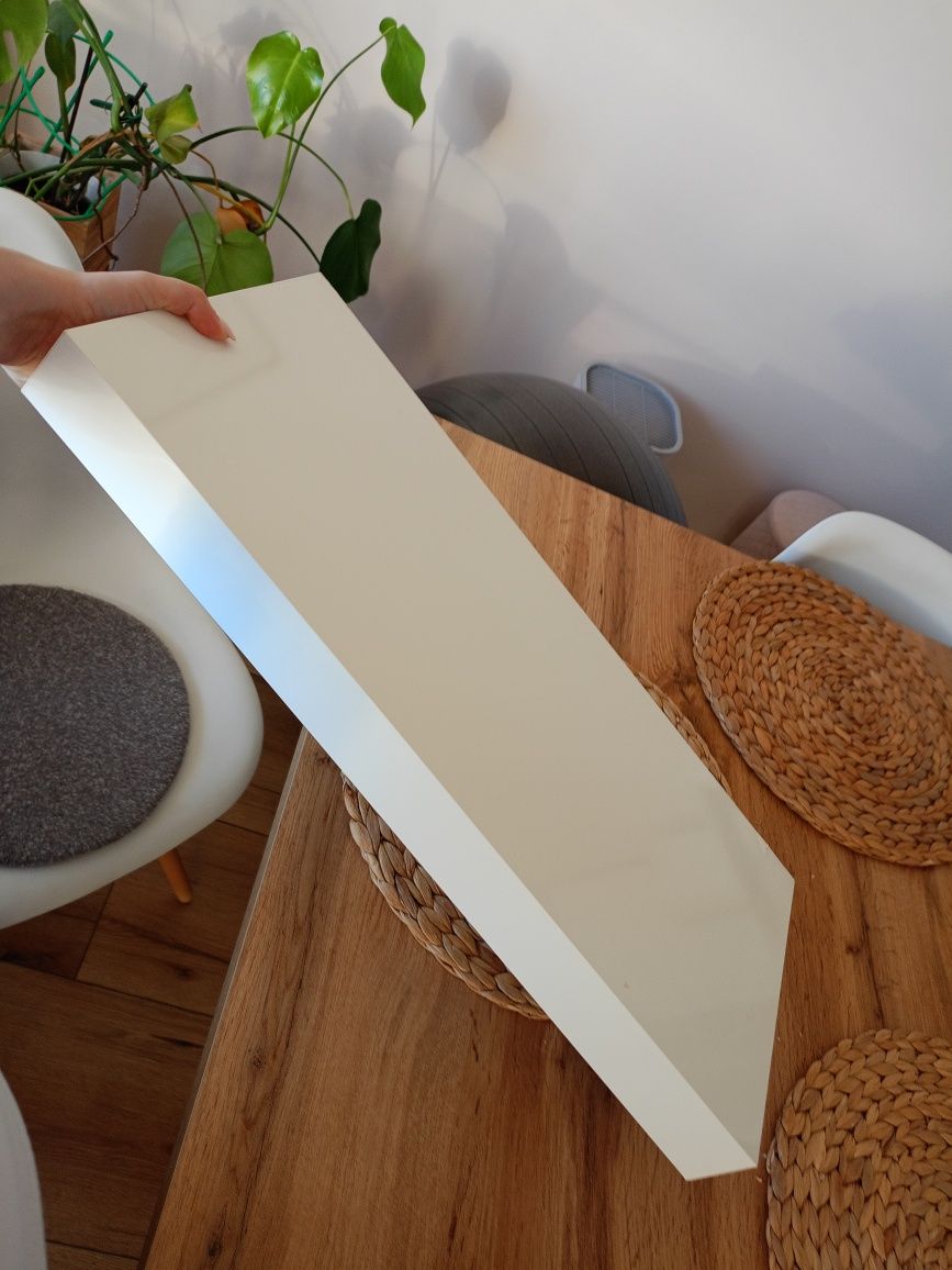 IKEA LACK kultowa półka ścienna z ukrytymi mocowaniami BIAŁA 30x26cm