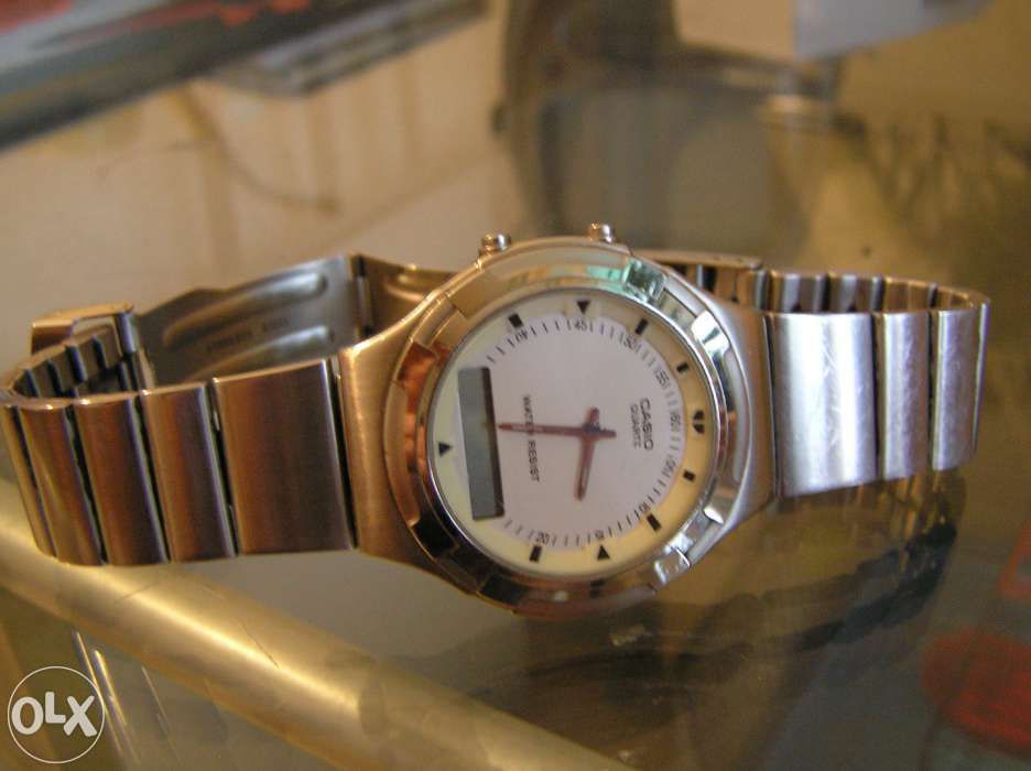 Zegarek CASIO wododoporny,nowa bateri