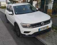 VW Tiguan 1.6 teto panorâmico