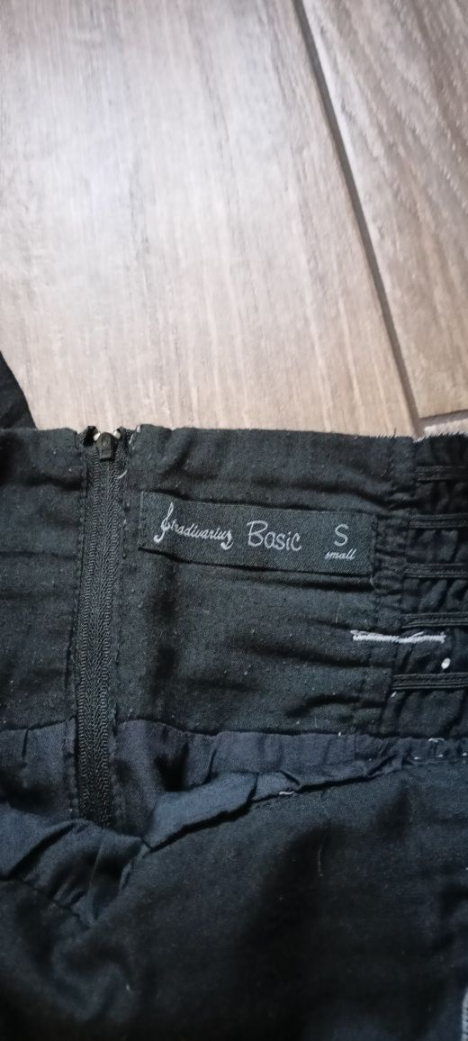 Zestaw spódniczka Stradivarius + bluzka H&M S