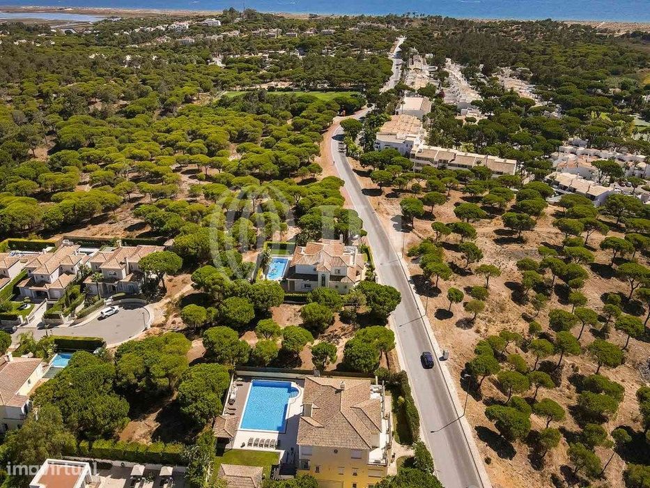 Terreno para construção, na Varandas do Lago, Algarve