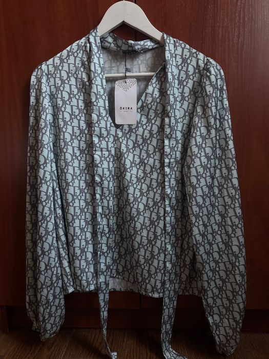 Dior кофта       .