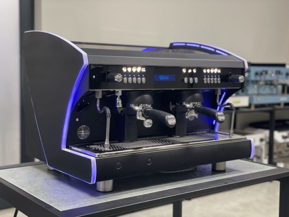 Професійна кавомашина Wega Polaris