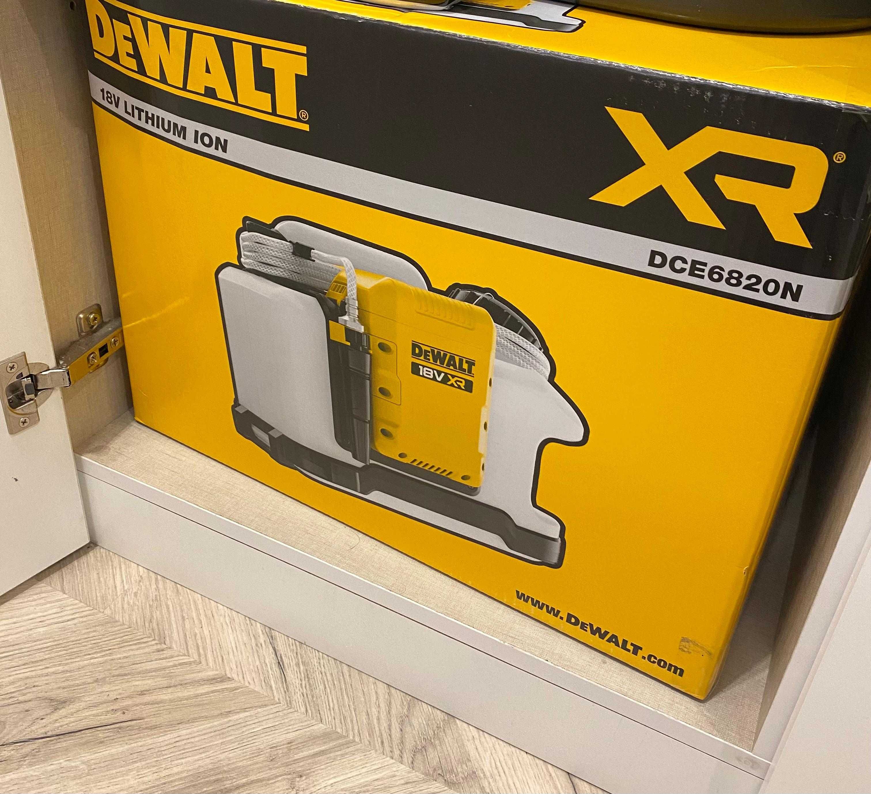 DeWalt Bomba de Água XR 18V DCE6820N