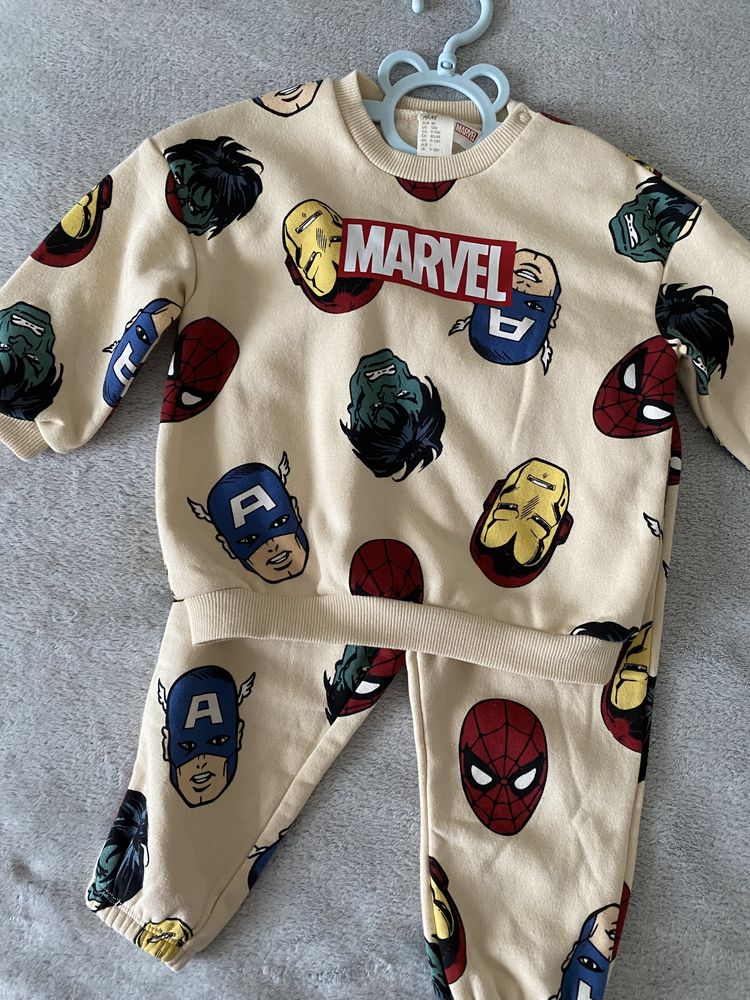 Дитячий костюм Marvel H&M