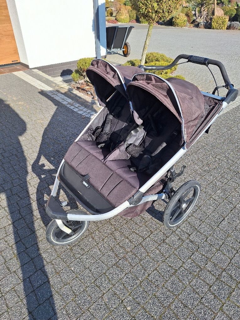 Wózek Thule Urban dla bliźniaków spacerówka