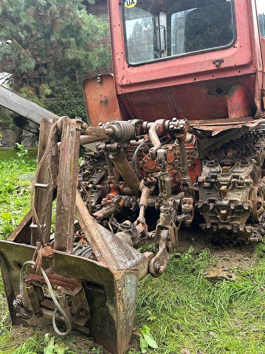 Вгтз ДТ75 трактор гусеничний