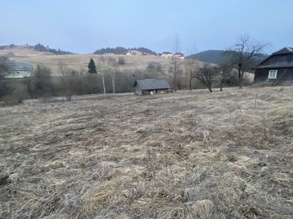Продам земельну ділянку з будинком