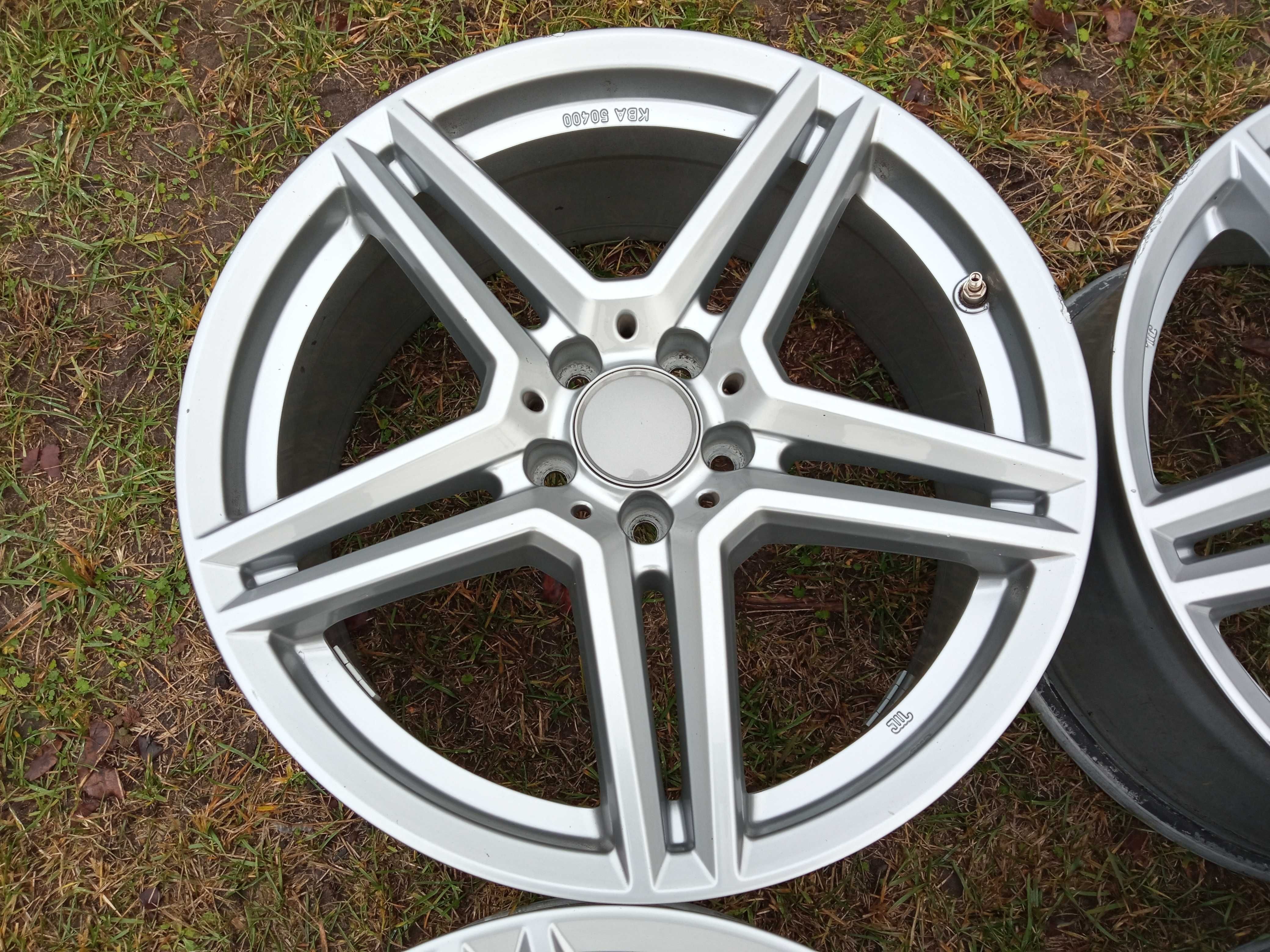 Felgi Uniwheels 19cali 5x112 et45 8,5J Mercedes Audi Skoda Seat VW BMW