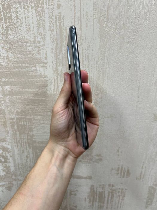 Продам Samsung s20 plus