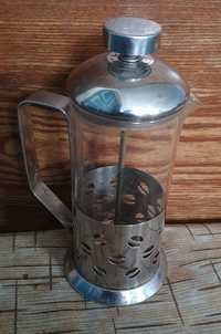 Заварочная стеклянная кружка с подстаканником для чая