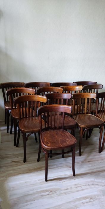 Стулья венские, крепкие прочные универсальные.