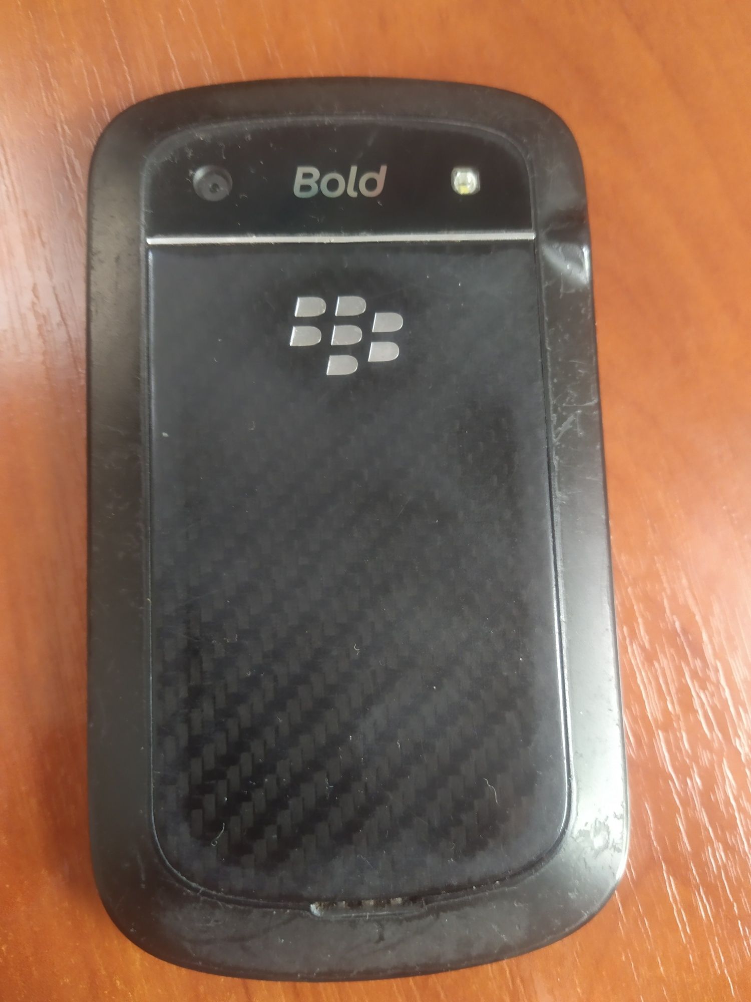 Телефон blackberry bold 9900 смартфон