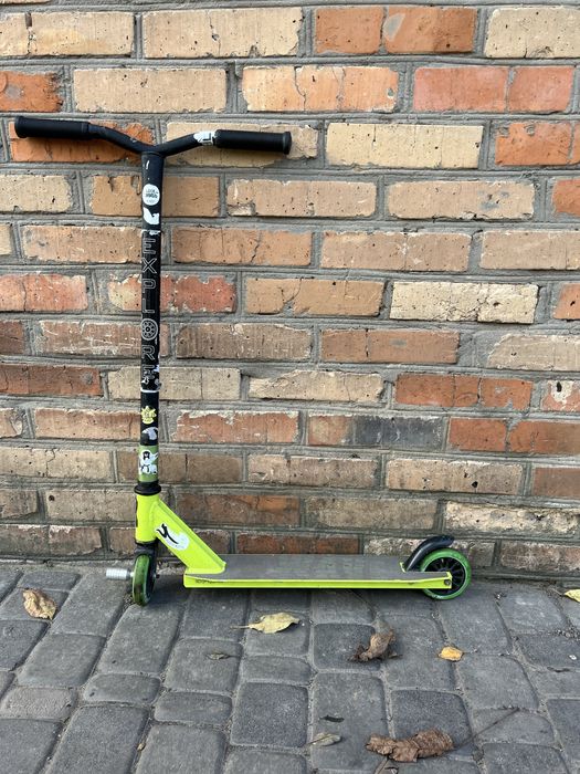 продам самокат explore