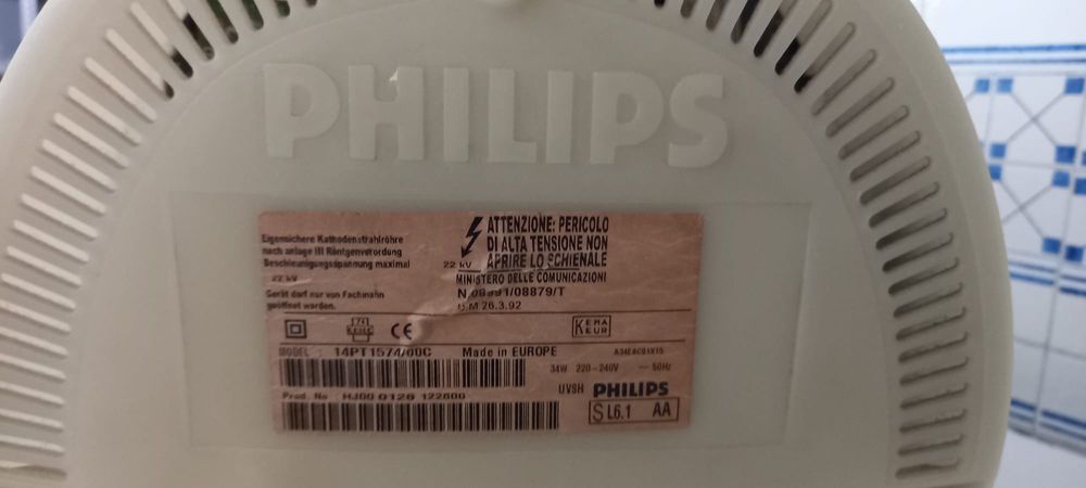 Televisão Philips sem comando