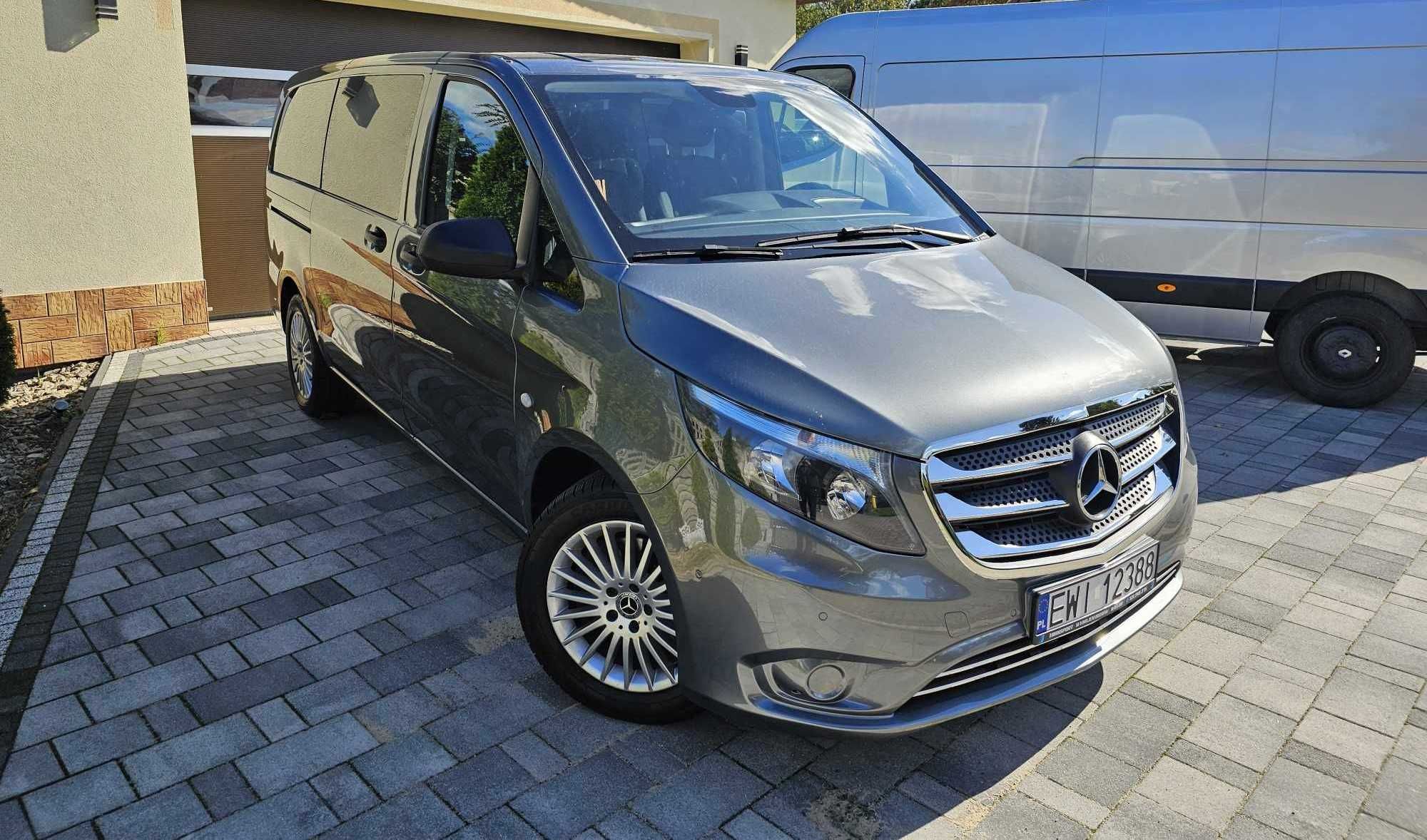 Wynajem Busów Wypożyczalnia dostawczych osobowych busy z winda MiniVan
