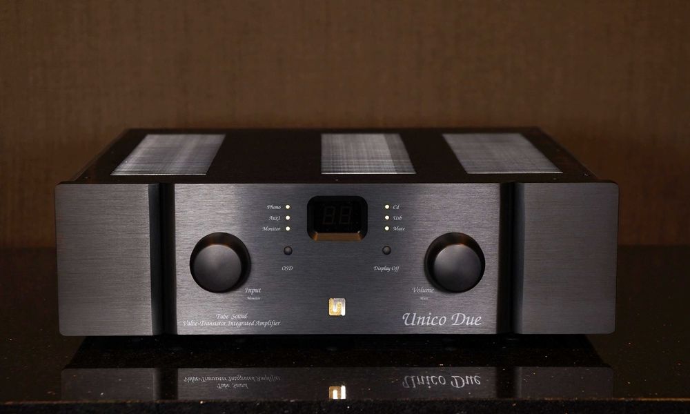 Unison Research Unico Due czarny wzmacniacz zintegrowany stereo outlet