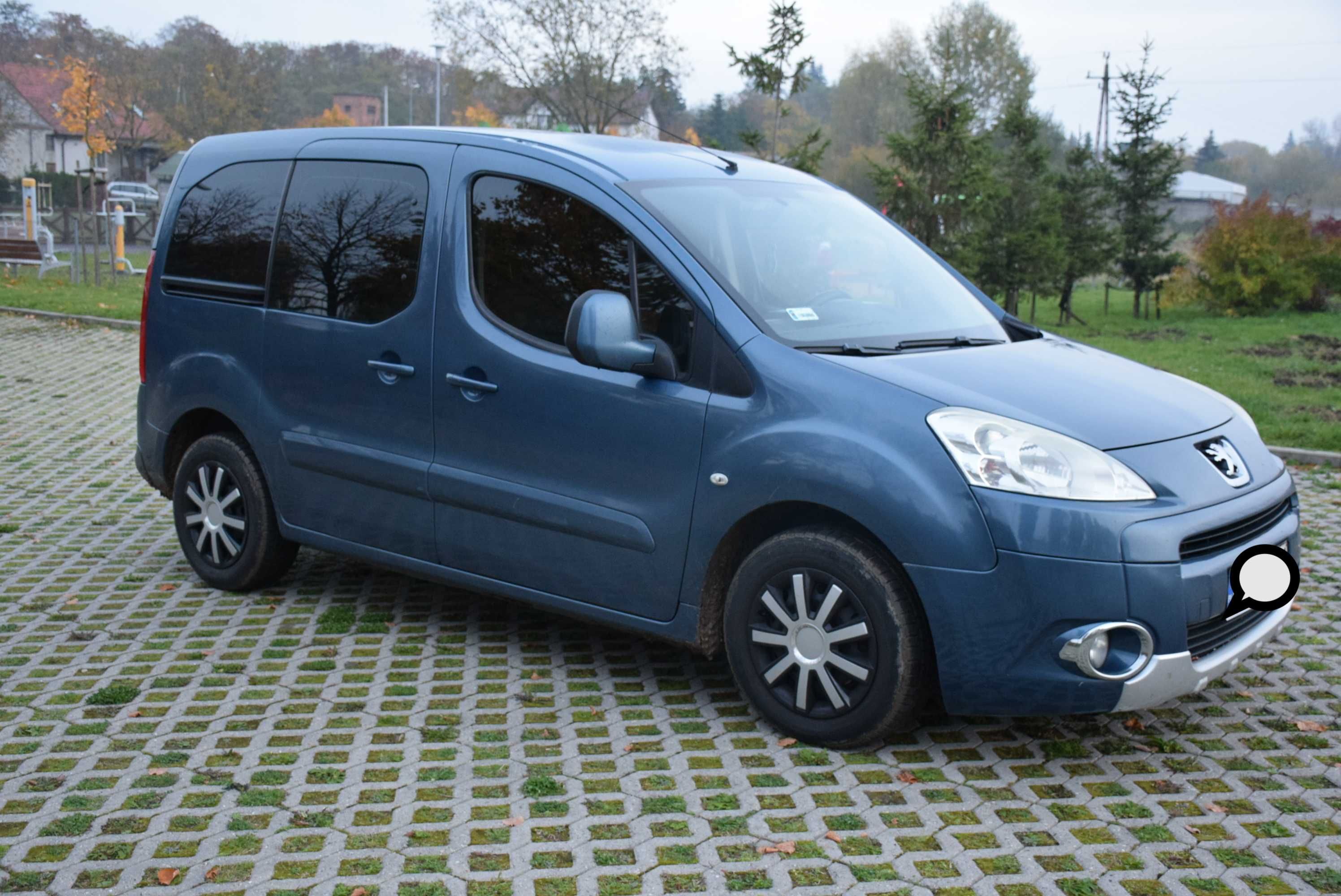 Peugeot Partner Tepee ZAMIANA na osobowe lub dostawcze HAK, BAGAŻNIK