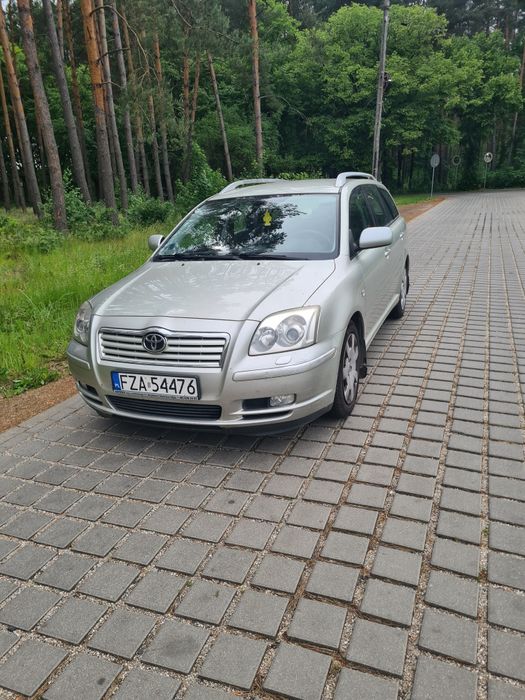 Sprzedam Toyotę Avensis 2003r jeden właściciel