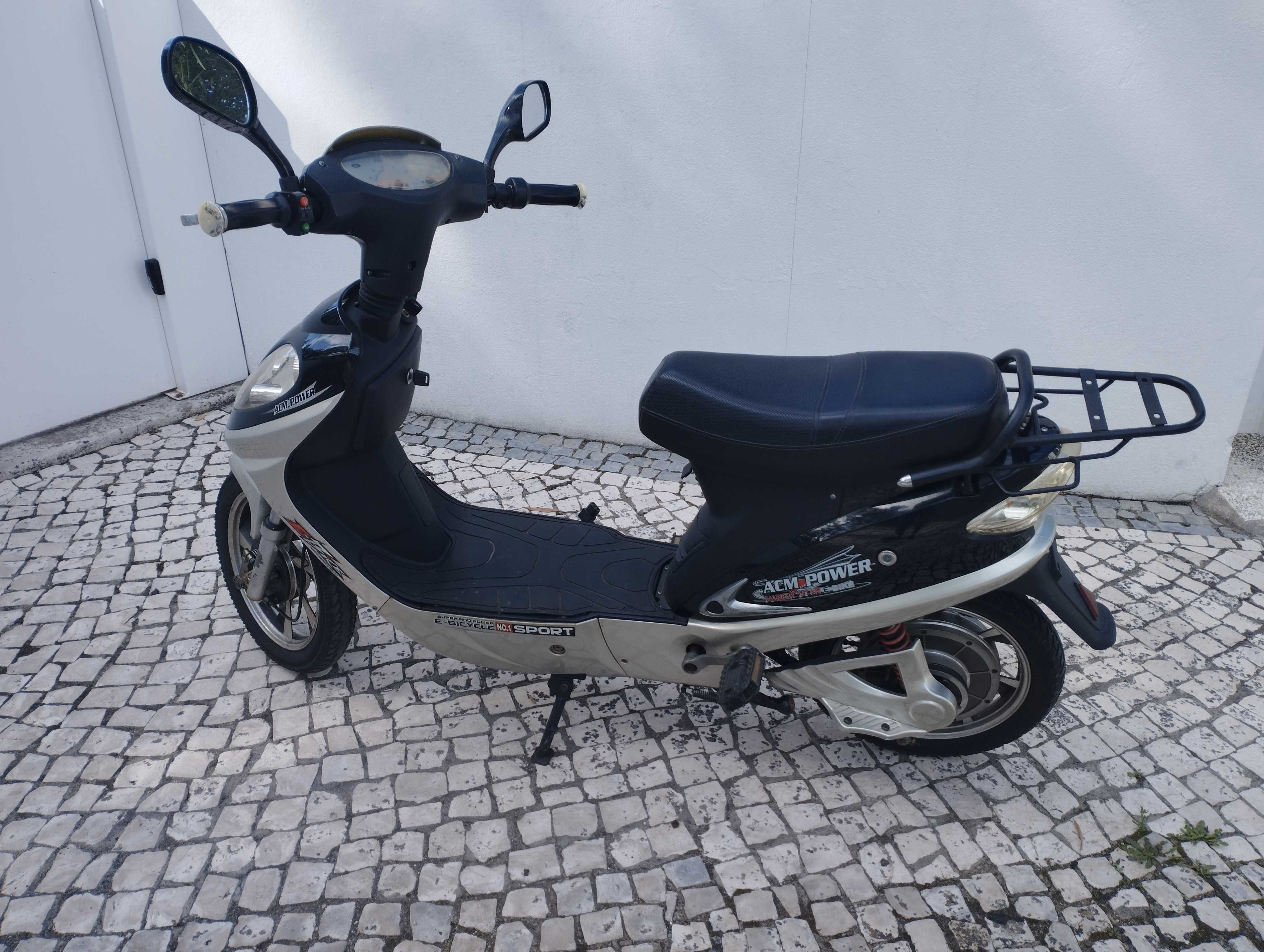 Bicicleta elétrica
