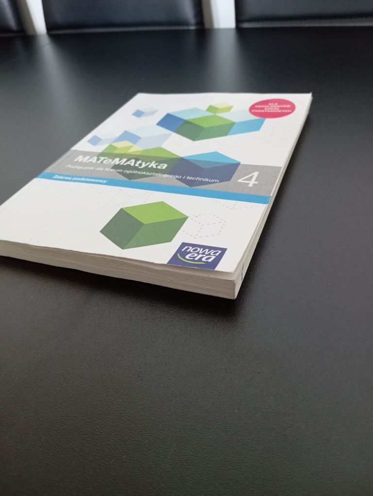 Matematyka 4, zakres podstawowy - podręcznik dla LO i TECHNIKUM.