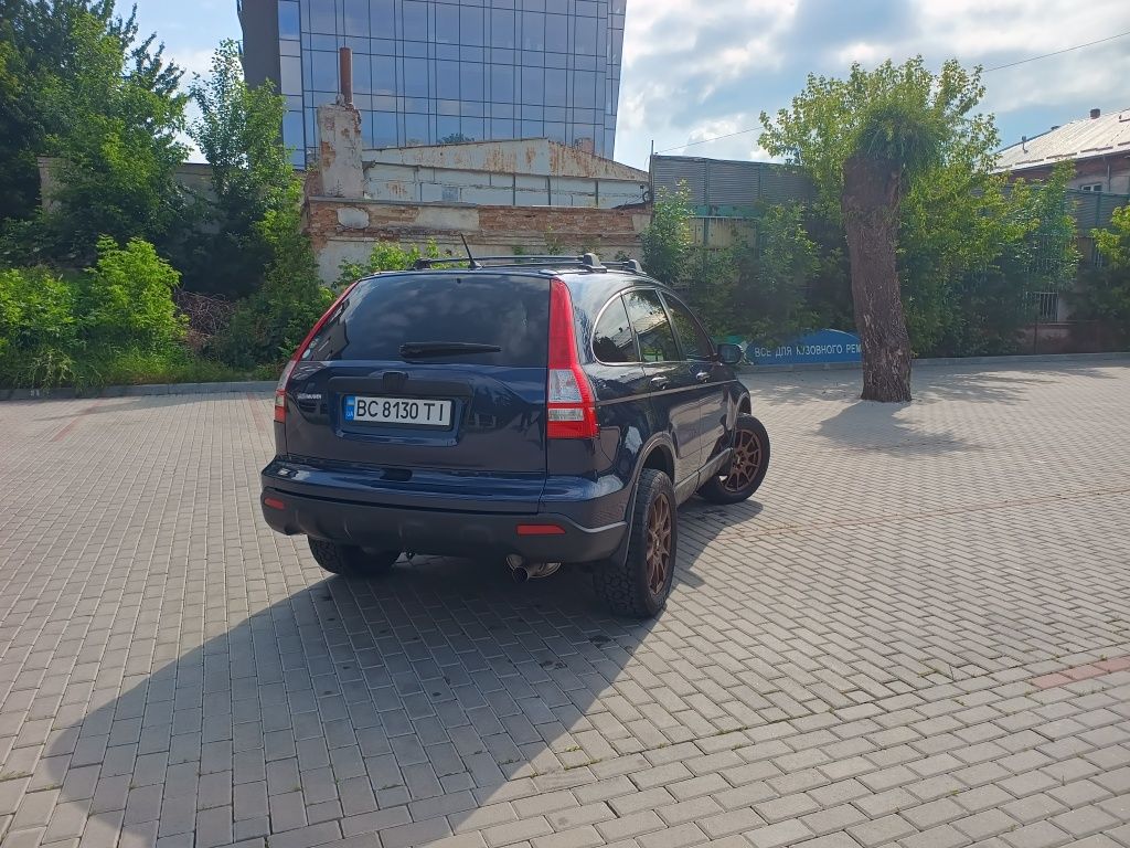 Продам Honda CR V