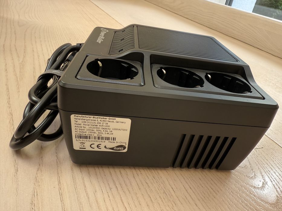 Стабілізатор напруги