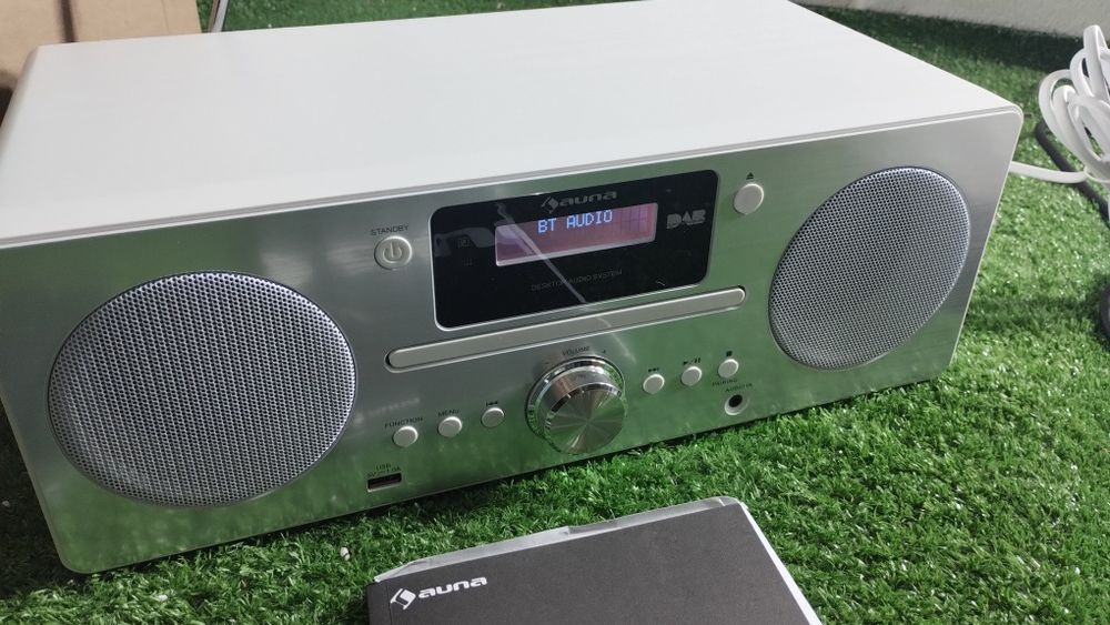 Wieża mikrowieża tuner FM USB BT  stereo Auna Harvard pilot

Cena 199
