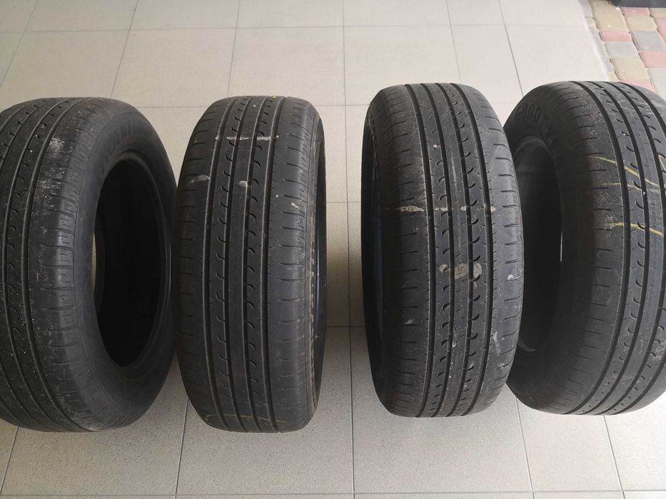 Гума літня Goodyear EfficientGrip 215/60 R17 96H SUV 4X4 комплект