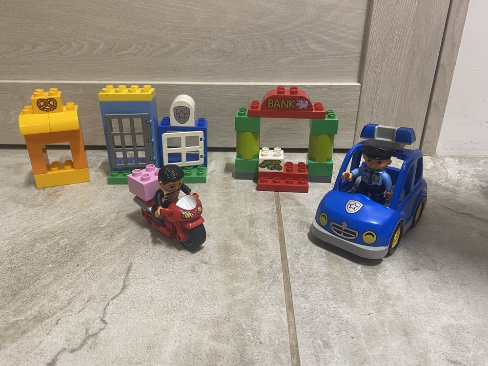 Полиция lego duplo