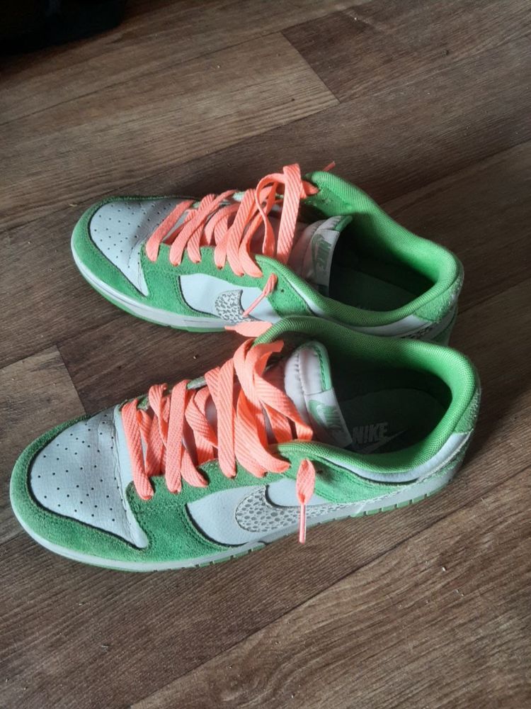 Nike dunk safari swoosh 44р
