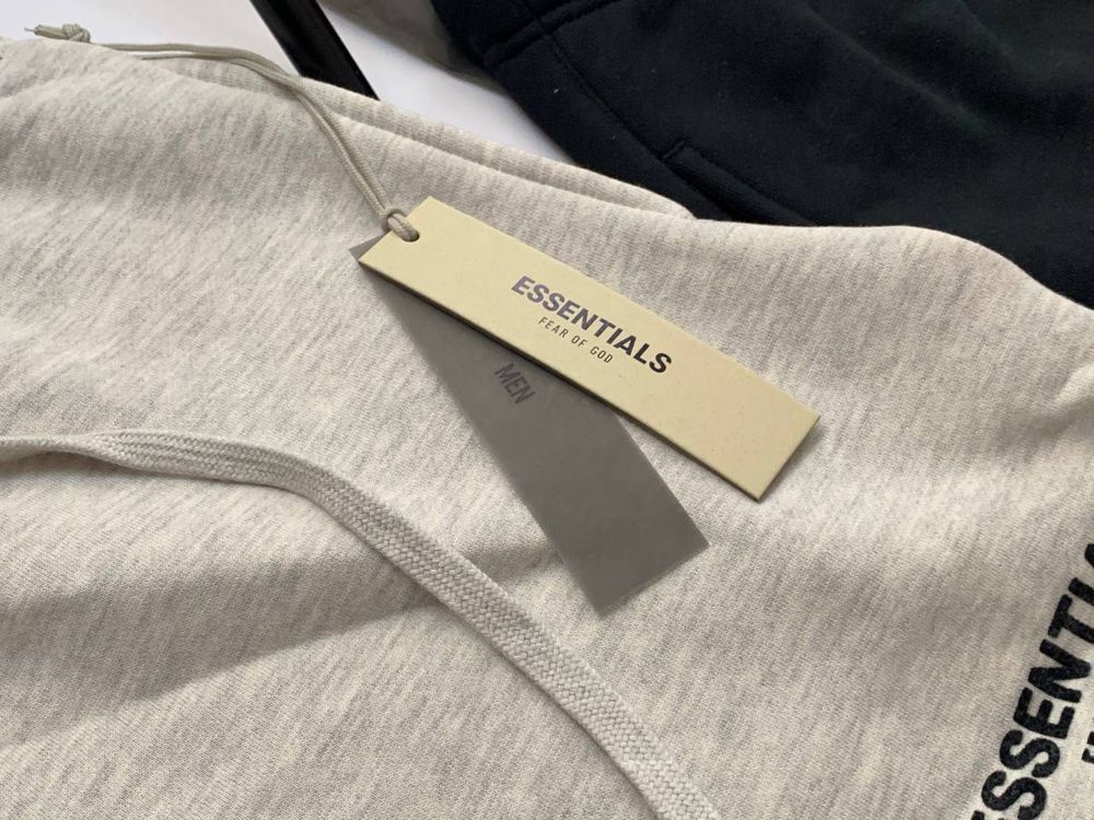 Костюм Essentials/шорти Essentials/футболка Essentials