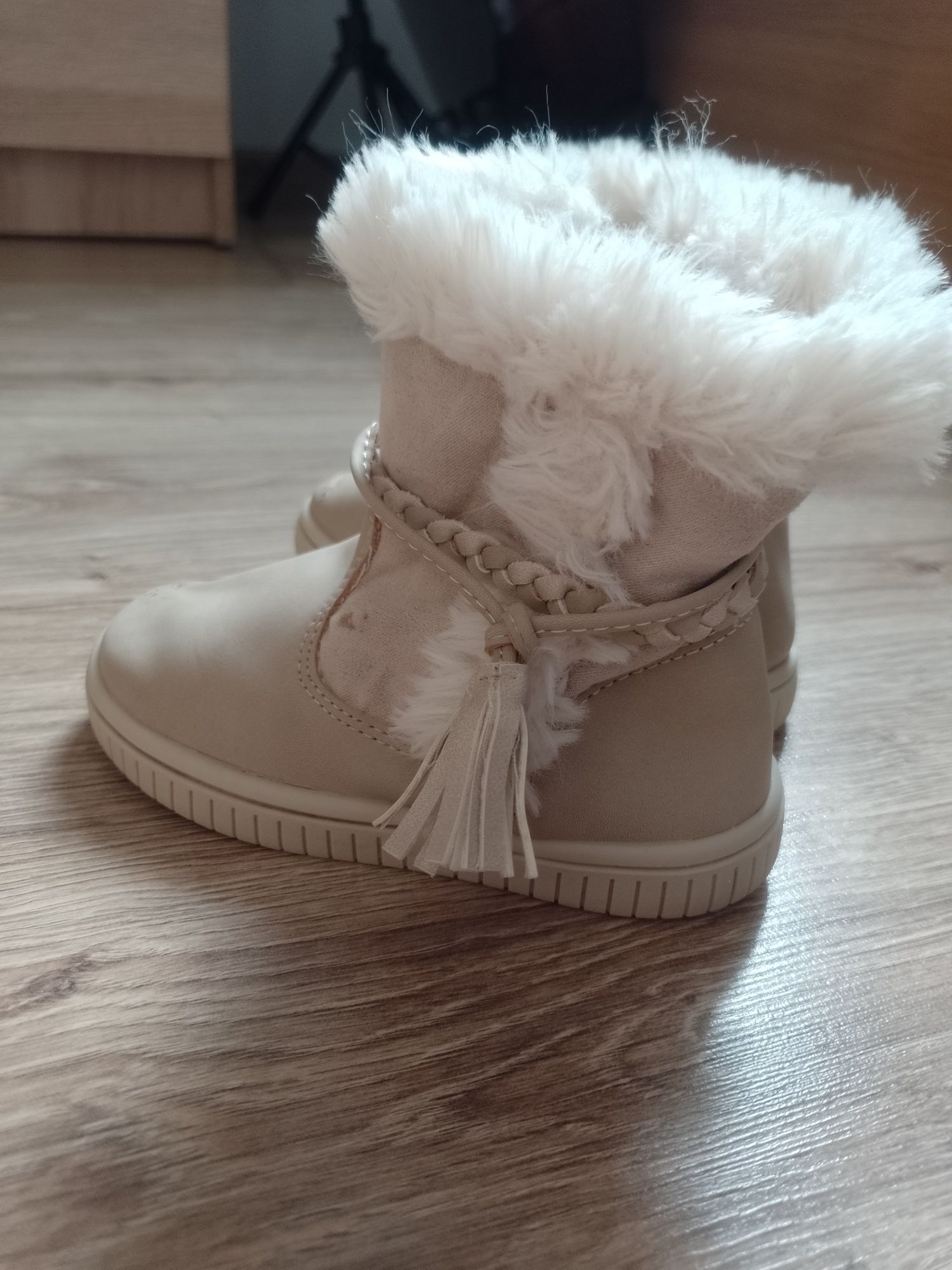 Buty zimowe dziewczęce 23