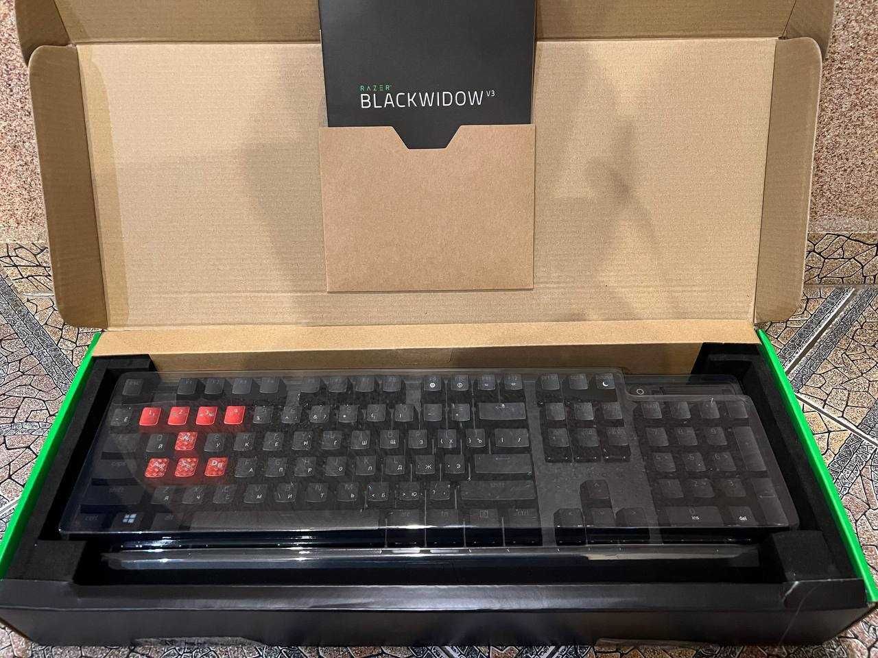 Клавіатура Razer BlackWidow V3 Yellow Switch + мишка з RGB