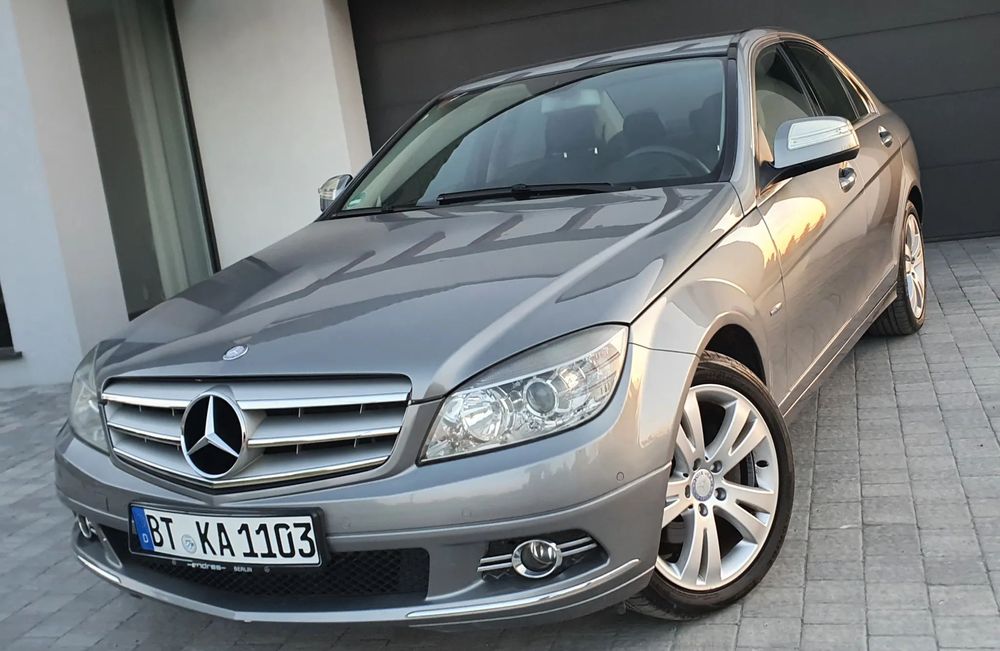 Mercedes-Benz Klasa C *Automat*Fajny kolor* pół skóra*Polecam*