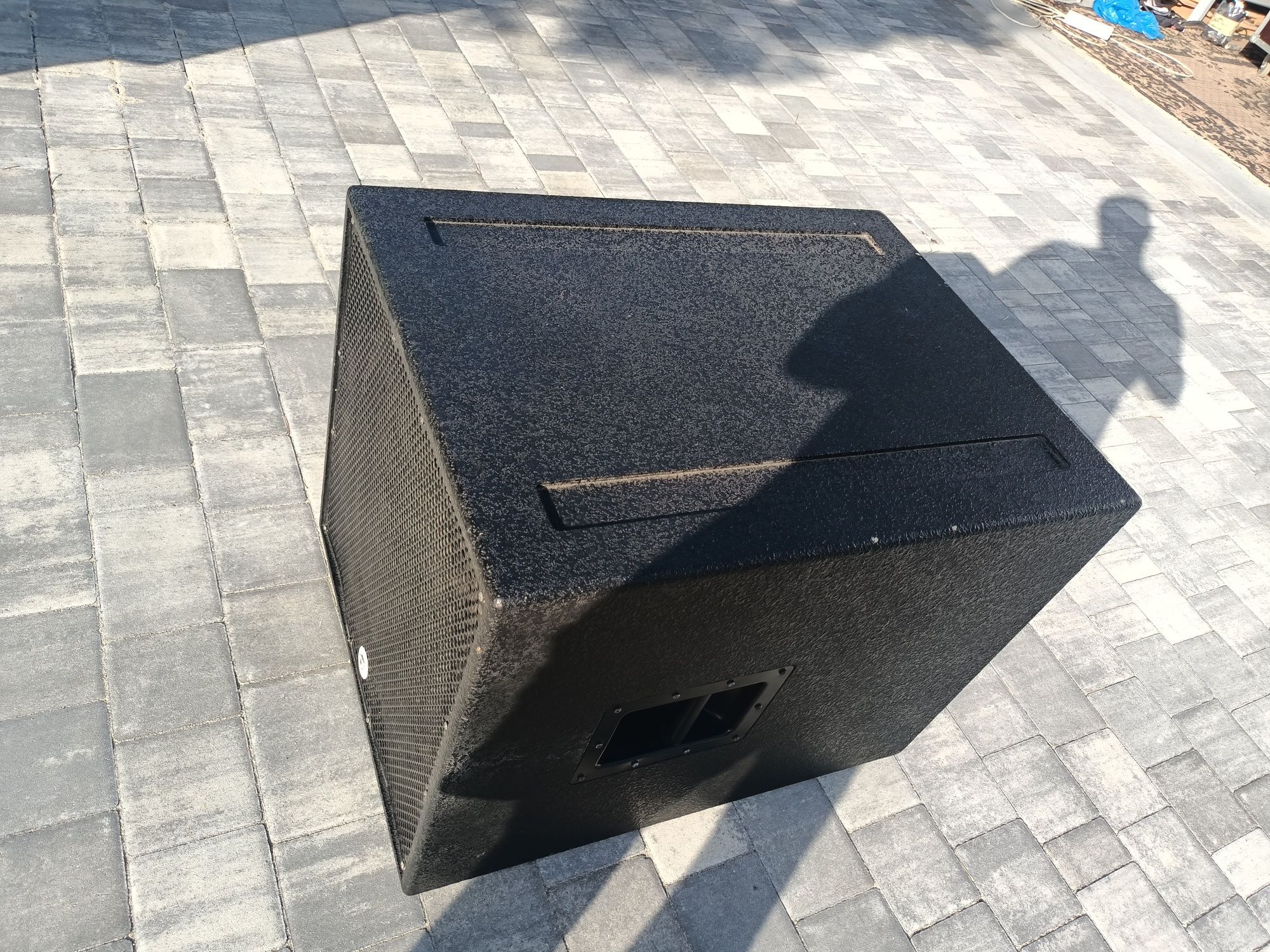 Kolumna basowa uBR18 1700W Granat audio