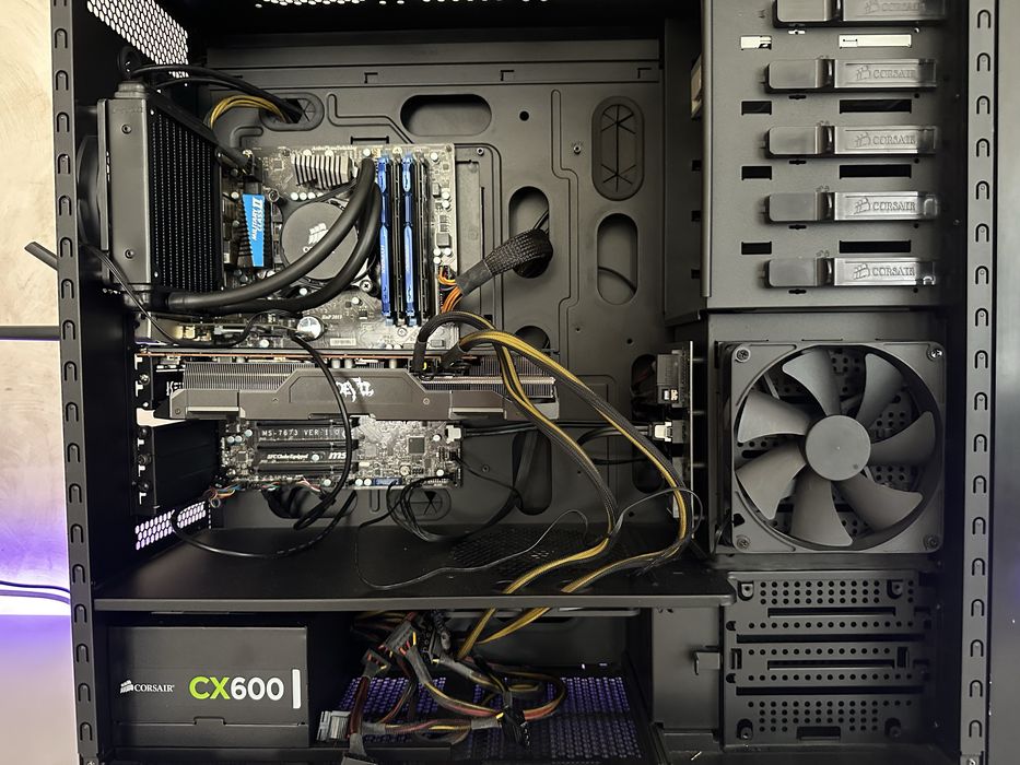 Корпус Corsair Obsidian 800D