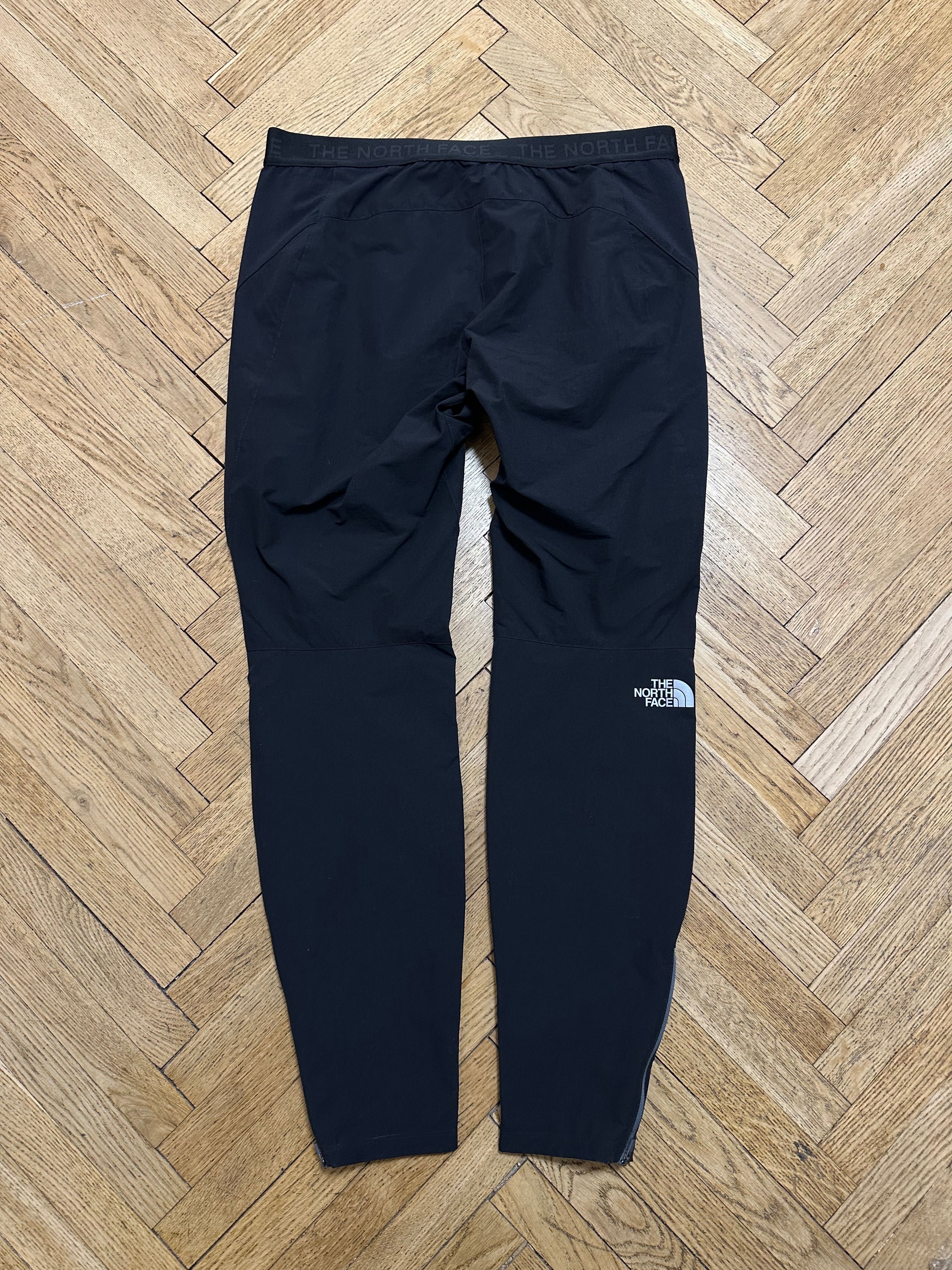 Штаны softshell the north face М размер