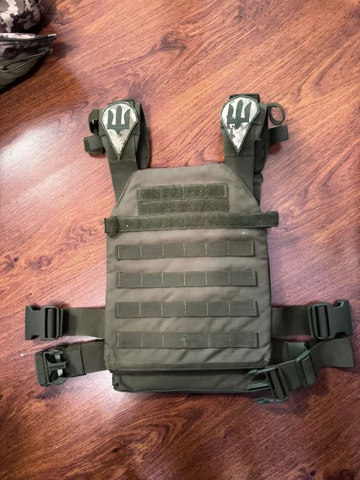 Плитоноска легка