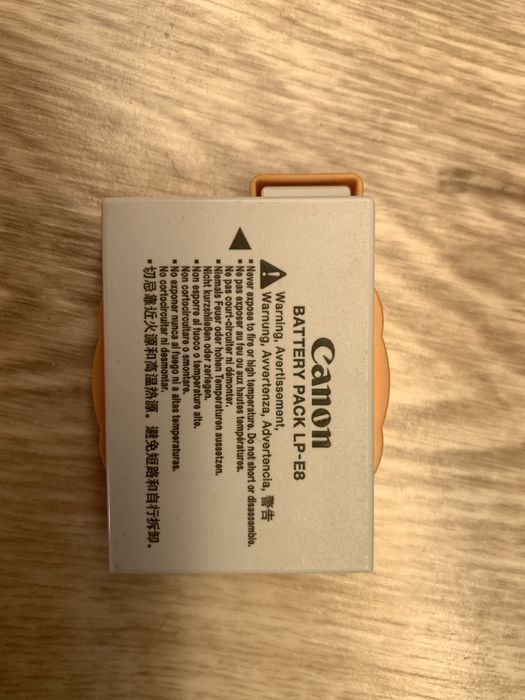 Canon 700d +3 обʼєктиви +купа аксесуарів продаж або обмін