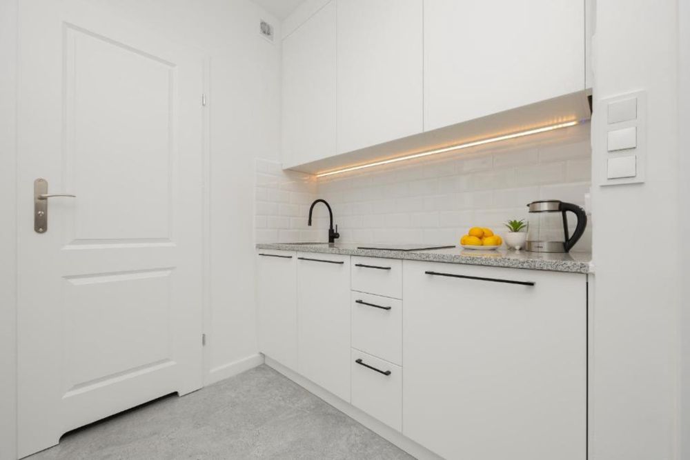 Apartmnet with two rooms in the center of Warsaw.. Marszaklowska 87