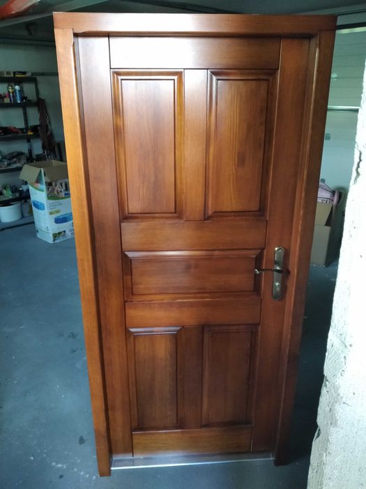 Drzwi drewniane zewnętrzne