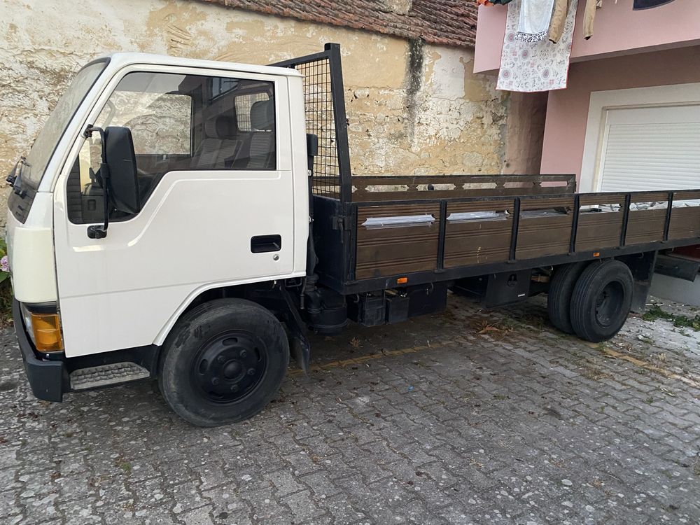 Mitsubishi Canter caixa aberta