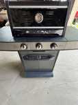 Grill gazowy Kingstone Rock 300 - 3 palnikowy, w zestawie reduktor