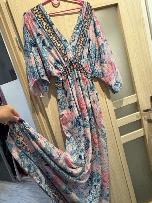 Dluga Sukienka indyjska zwiewna lekka w gumkę oversize kolorowa 38/42